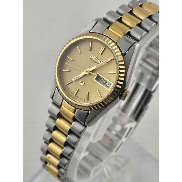 Seiko S3 3Y03-0160 Ladies Presidential Style Fluted Bezel Quartz New Battery - Picture 3 of 12